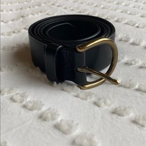 Black and gold Madewell Belt